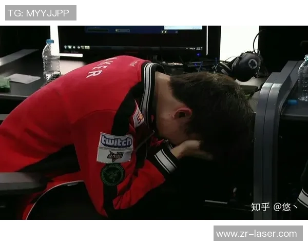 DOTA2焦点FPX耐力分析与S15LOL赛事表现的深度探讨 DOTA2焦点FPX耐力分析与S15LOL赛事表现的深度探讨