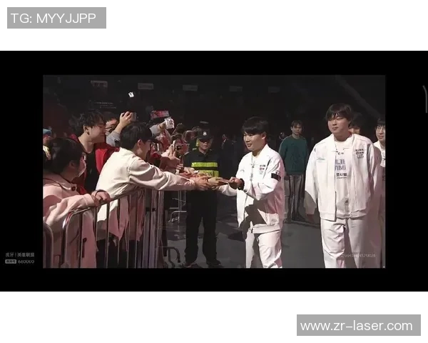 赛后复盘LNG与BLG对决状态分析S15电竞精彩瞬间回顾 赛后复盘LNG与BLG对决状态分析S15电竞精彩瞬间回顾