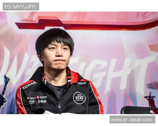 赛后复盘EDG与LNG比赛中的战术意识与团队配合分析